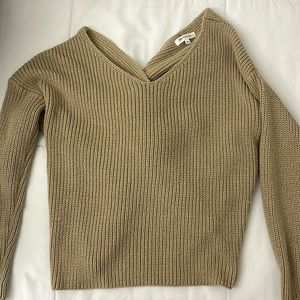 Tan knotter sweater M/L